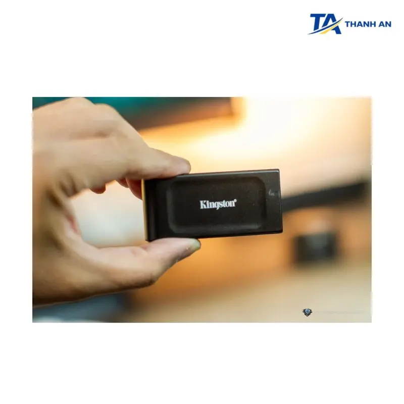 Ổ cứng di động SSD Kingston XS1000 1TB USB 3.2 Gen 2 Chính Hãng (Đọc 1050MB/s, Siêu Nhỏ Bằng Nửa Bàn Tay) - Ảnh 2